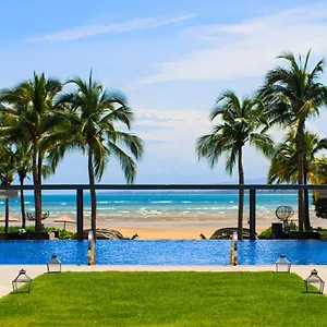 https://phuket-marriott-resort-and-spa.khao-lakhotels.com