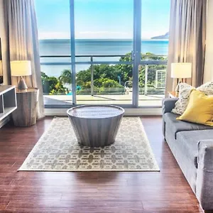 https://cairns-plaza.queenslandhotels.net