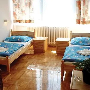 Rila 2*, Boedapest Hongarije